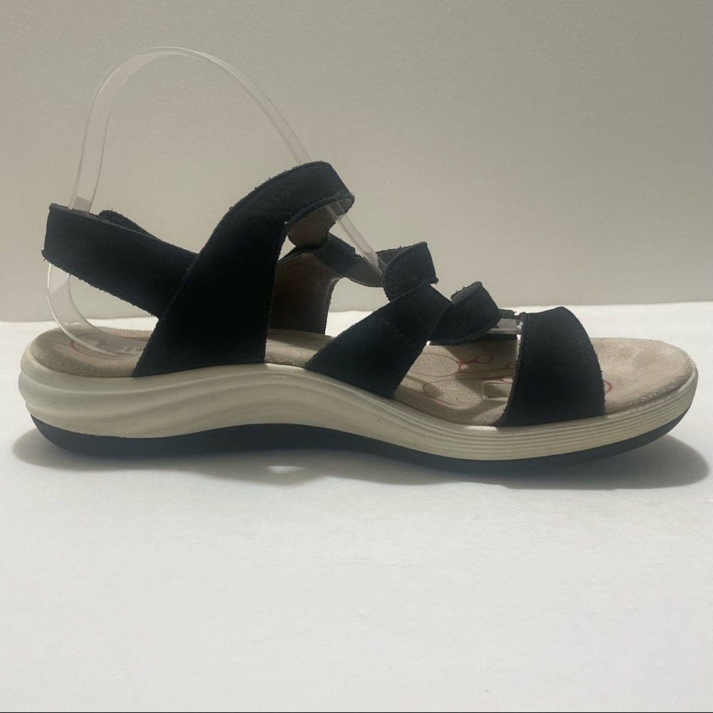 Bionica black suede flat sandals size 10 M - Picture 6 of 15